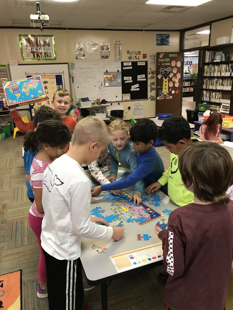 happyfrog68's tweet photo. What a fun way to start our day together!  A student brought in a puzzle to share as a morning activity. 🥰 @WoHillsHawkeyes #ItsWorthIt https://t.co/Lv8Bvkuc7V