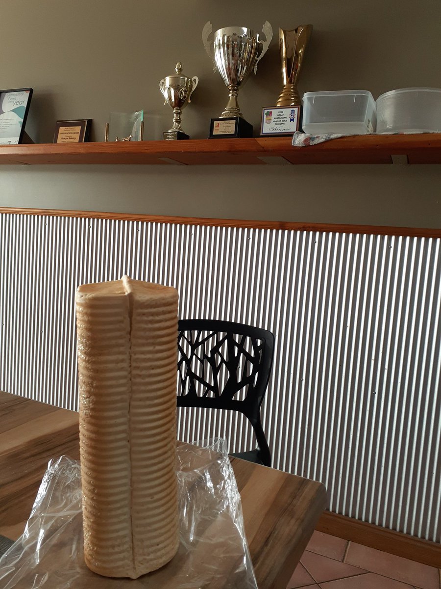 desann11's tweet image. Hey Simon @sharpman87 I found a real Pipe Loaf next to the Vanilla slice.