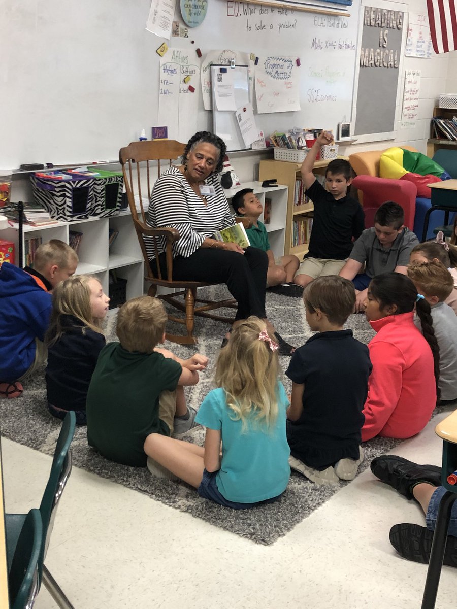 Trish Hutchinson (@trishdhutch4) on Twitter photo Thank you <a href="/deltafreeman78/">Susan Freeman</a> for sharing your love of reading with my class. They loved it! Come back, soon! #onebookoneschool #cgeeagles Thank you <a href="/deltafreeman78/">Susan Freeman</a> for sharing your love of reading with my class. They loved it! Come back, soon! #onebookoneschool #cgeeagles