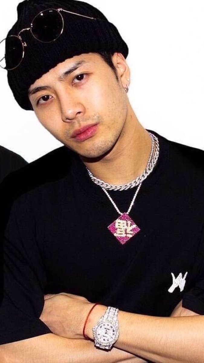 KpopLotta's tweet photo. JACKSON APPRECIATION POST‼️

Look at how ethereal this man is. Every line, every hair, just everything. I never thought a human could be so beautiful, and then I got into kpop, and he was my first bias (got7 was my first group I got into), and I love him❤️ https://t.co/ylNBjyozjU