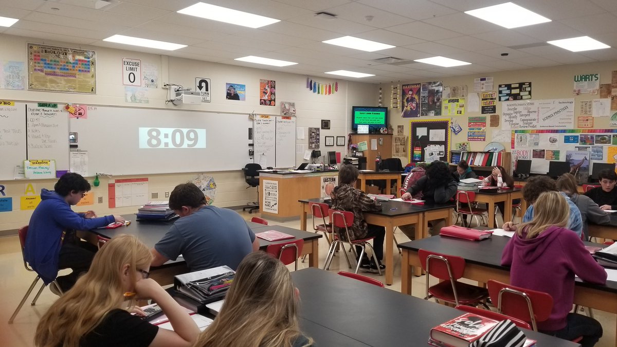 EHSLSciences's tweet photo. Warrior Bell did a timed practice #ACT today.
#ebshare #warriorbell #warriorway #warriorpride https://t.co/ptZmpE6q63