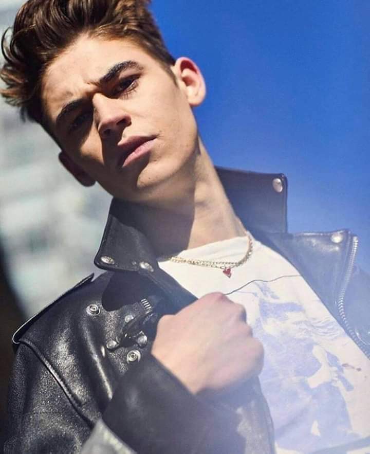 MariaMe53984193's tweet photo. Happy birthday ahead of some hours @hero I hope one day you know about me, he loved you 
@annatodd https://t.co/xFxEnKpbOK