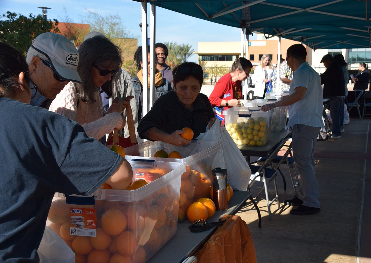 SDMiramar's tweet image. The next Jet Fuel FREE Farmers Market will be Wednesday, November 13. We will begin distribution at 9:00 AM.  A representative from CalFresh will be on hand to answer questions and sign people up on the spot.