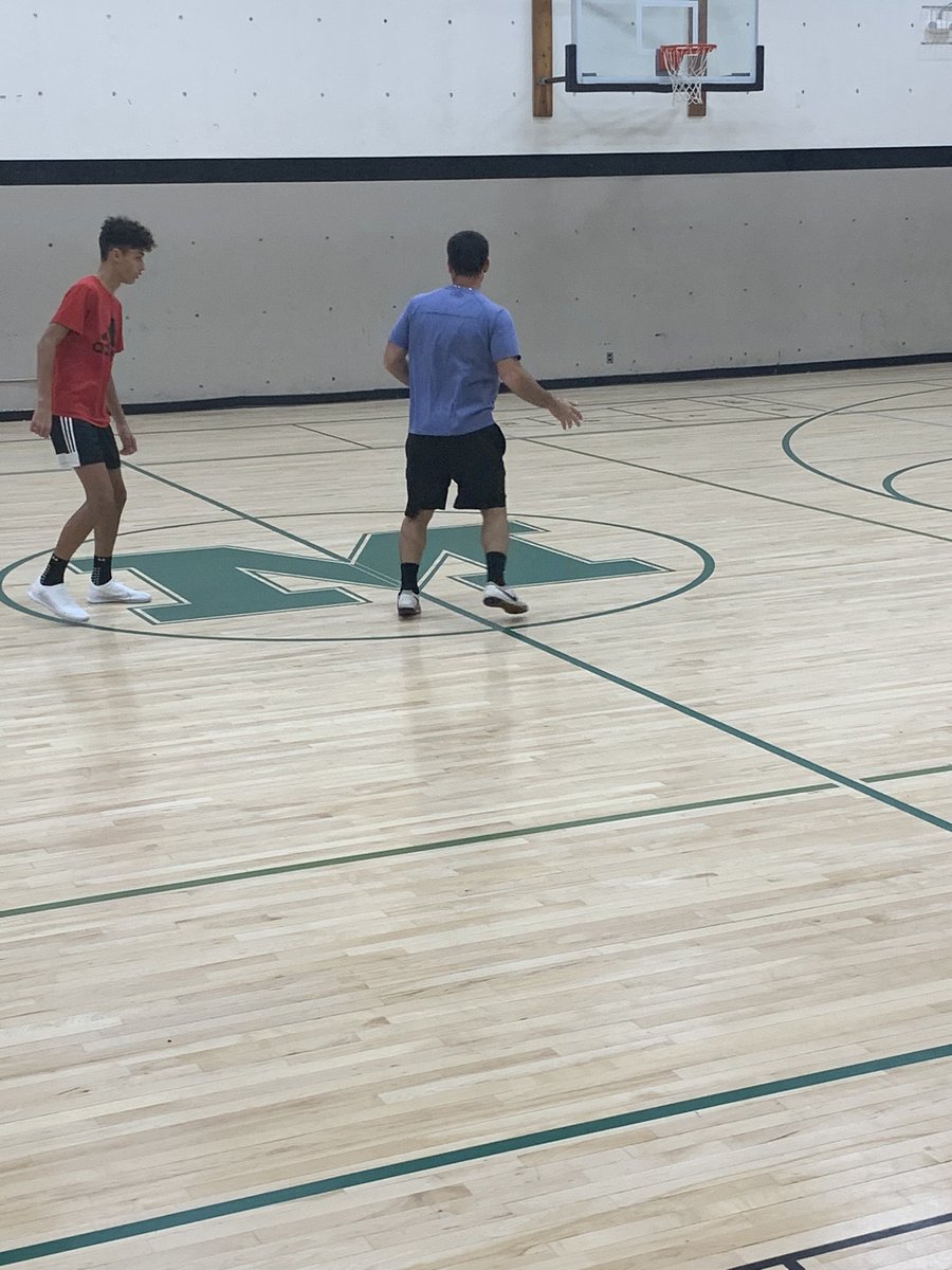 Eben_McIntyre's tweet photo. Lab•Work- Always appreciative of the opportunity to put in some extra work. #nooffseason #tipsandtechnique https://t.co/PDHNgG4jg9