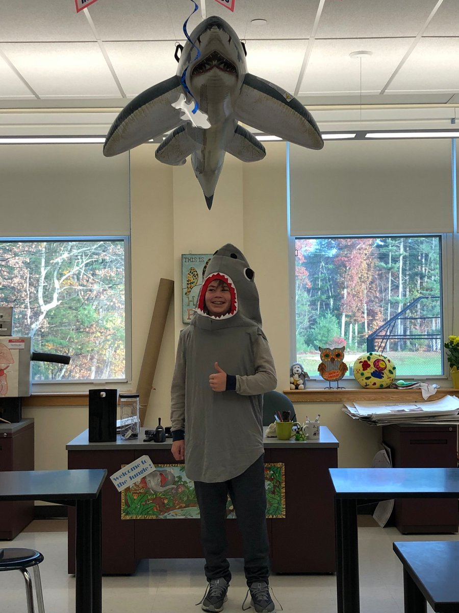 hmurphyhms's tweet photo. Part 2 of Shark Tank Invasive Species Edition @HinghamMidSch.  Special thanks to our judges Timothy Dame, @MichaelPageWx and Alyson Anderson.  Also, special thanks to HCAM for producing our event. #scienceisfun @HinghamSchools https://t.co/oF7kFN10xu