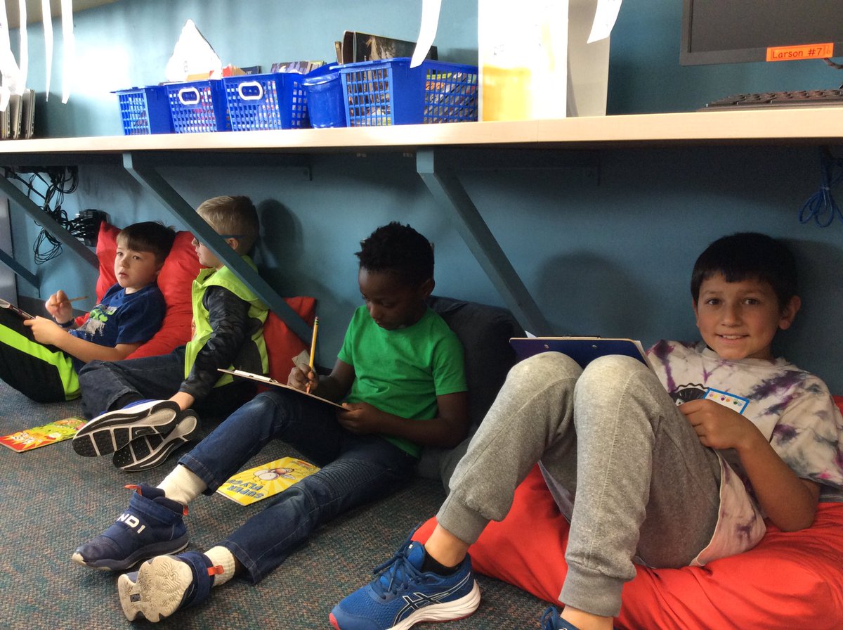 DLarsonSGR4's tweet photo. We had so much fun learning about our 2nd grade buddies today! https://t.co/41PNIczGDn