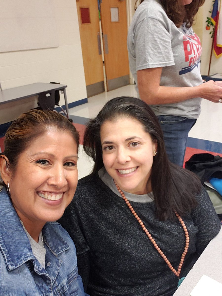 My PreK partner and I discuss what sparks JOY in the classroom.
#littlelearnersbigvoices
#risdsaysomething 
#RISDprek