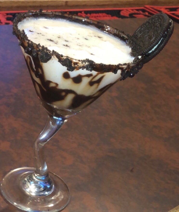 Dessert in a glass- Oreo martini!