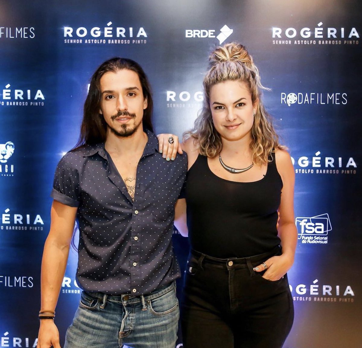 rbrpremium's tweet photo. Bernardo Falcone e Lua Blanco - Téo e Roberta de Rebelde Brasil 🥰 https://t.co/dgwvKuDOKw