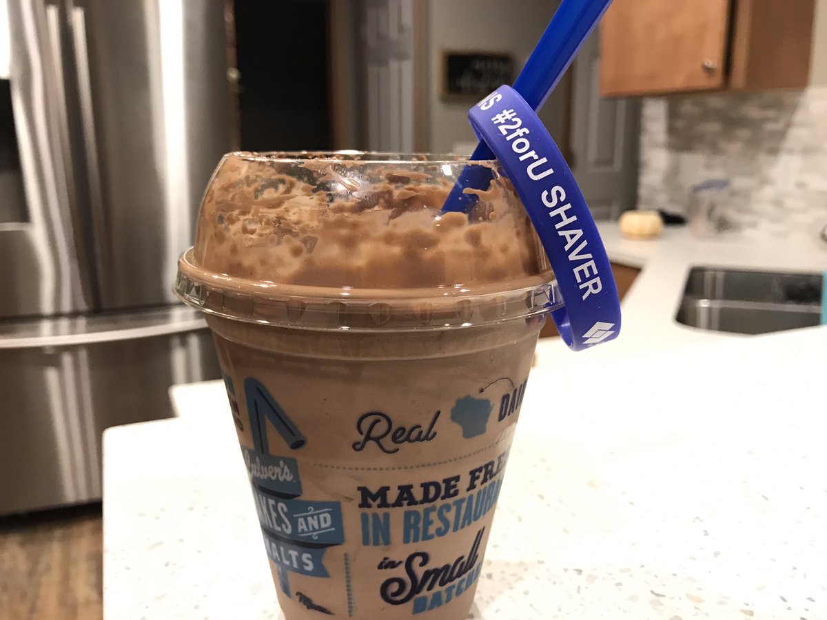 JeffreyDeMars's tweet image. Drive thru @culvers: Would you like to donate $2 for @RSCRCF
Me: #2forU 
Also, the line was exceptionally  looooooong tonight!