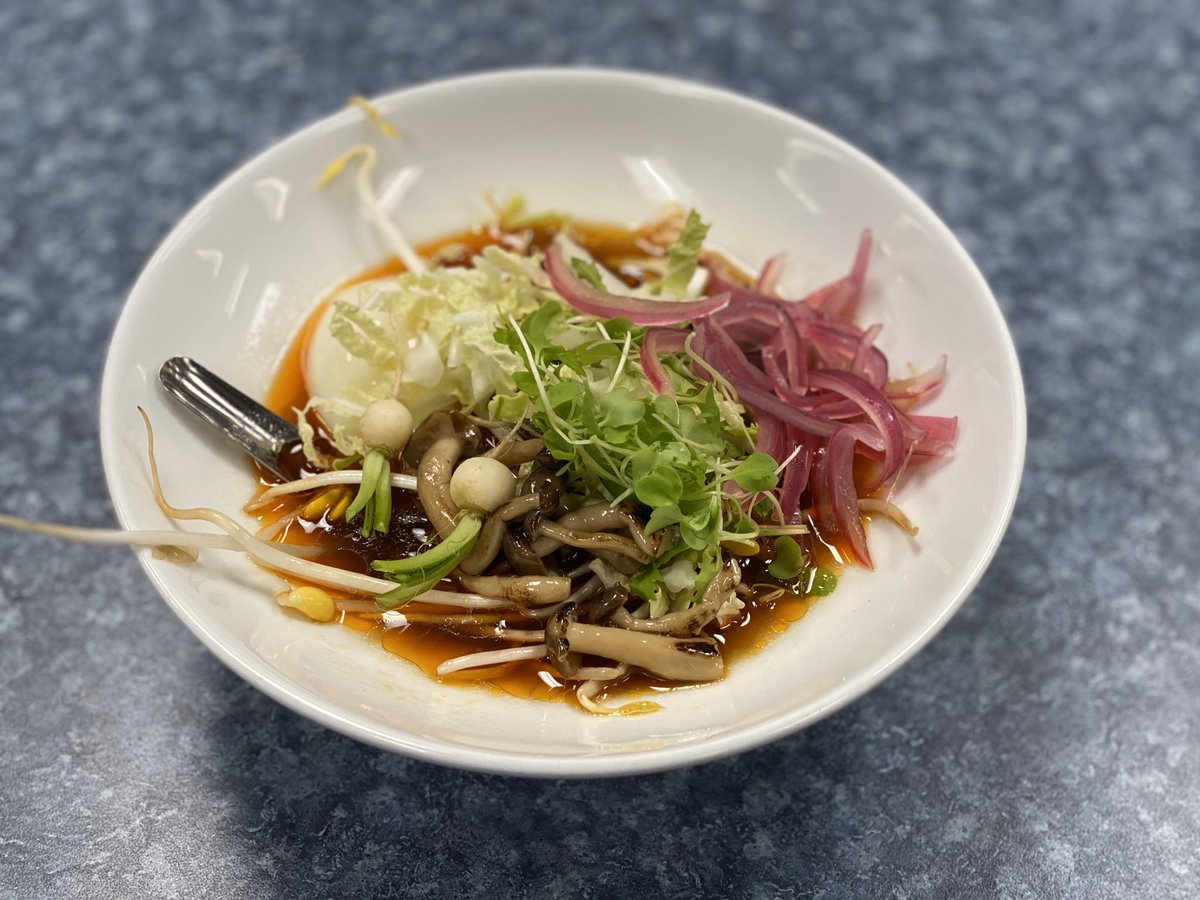 BRBaconFest's tweet photo. Ramen Cooking Class at the #IowaCulinaryInstitute @DMACCNews learning about Tonkastu and Shoyu Ramen. #ChefKatie is a big of @BerkwoodFarms Pork! https://t.co/zeDADYGPKX