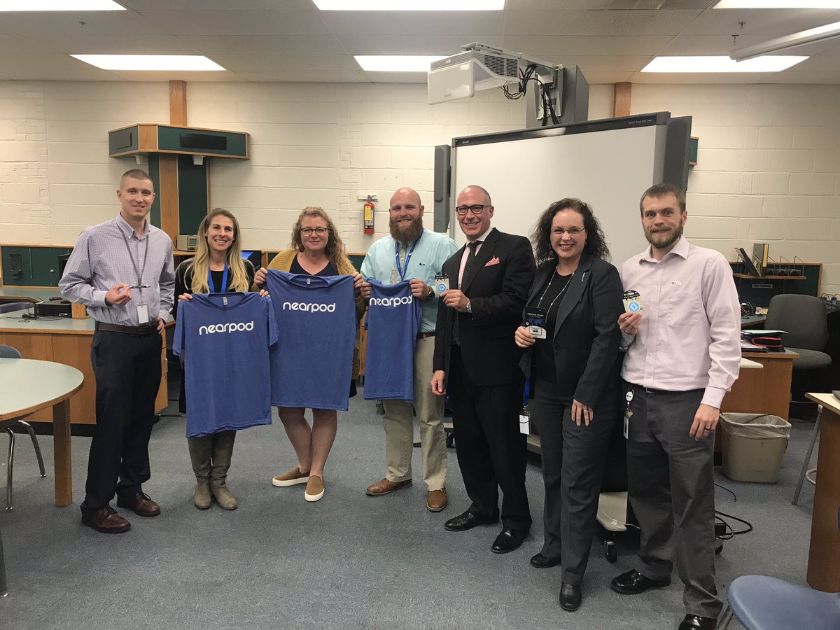 Thanks so much for having me today <a href="/JWMSGoCougars/">J-WMS</a>! It was an absolute pleasure! <a href="/PHausEDU/">Patrick Hausammann</a> <a href="/ERobbPrincipal/">Evan Robb</a> <a href="/KTuttleEDU/">Kip Gansneder Tuttle</a> <a href="/nearpod/">Nearpod</a>