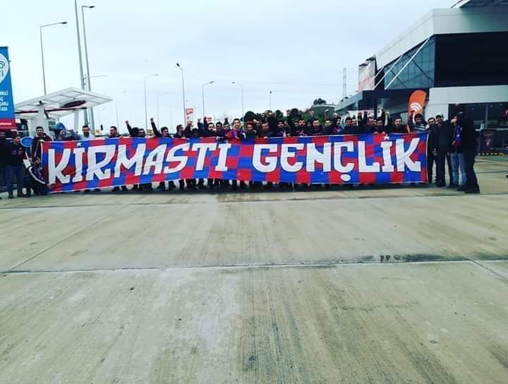 Uğrunda mesafeler yıkılır tüm engeller 👊