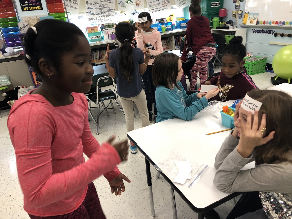 MTL_Poolaw's tweet photo. #headsup this vocab review is on top! #usingourbrains #TeamPoolaw #PWPride #ilovemyjob https://t.co/zBnNIk6y49