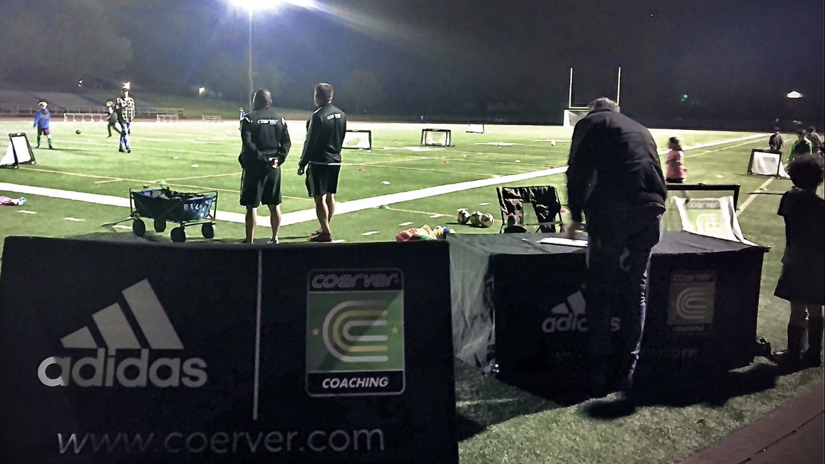 CoerverSac's tweet image. Join us Sunday nights for our Performance Academy and First Skills Programs.

Location
Del Campo High School
4925 Dewey Drive
Fair Oaks, CA 95628

Dates
Sundays 11/3, 11/10, 11/17, 11/24, 12/1, 12/8

Times
6:00 pm - 7:00 pm

Cost
$75.00

Register here:
coerversacsierra.com/Default.aspx?t…