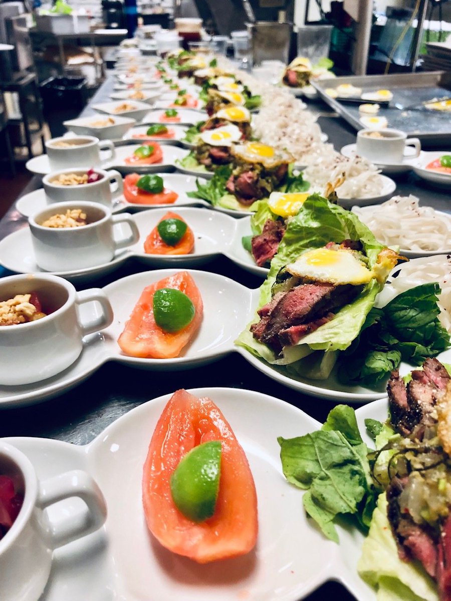 Thai One On Again! Full Moon Dinner stjohncatering.com/2019/11/06/tha…