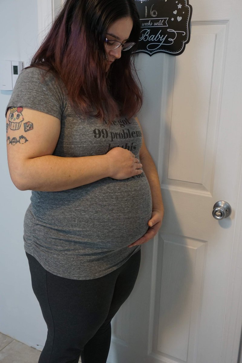 MKFamilyVlogs's tweet photo. 21 weeks | 16 til induction week π
#pregnancy #pregnant #21weekspregnant #secondtrimester #2ndtrimester #16weeksleft #teamgirl #babygirl #babybump #bumpphoto #bumppic #pregnantlife #pregnantbelly #plussizepregnancy #firsttimemom #firstbaby #baby #5monthspregnant #duemarch2020 https://t.co/CMpsdu8D6x