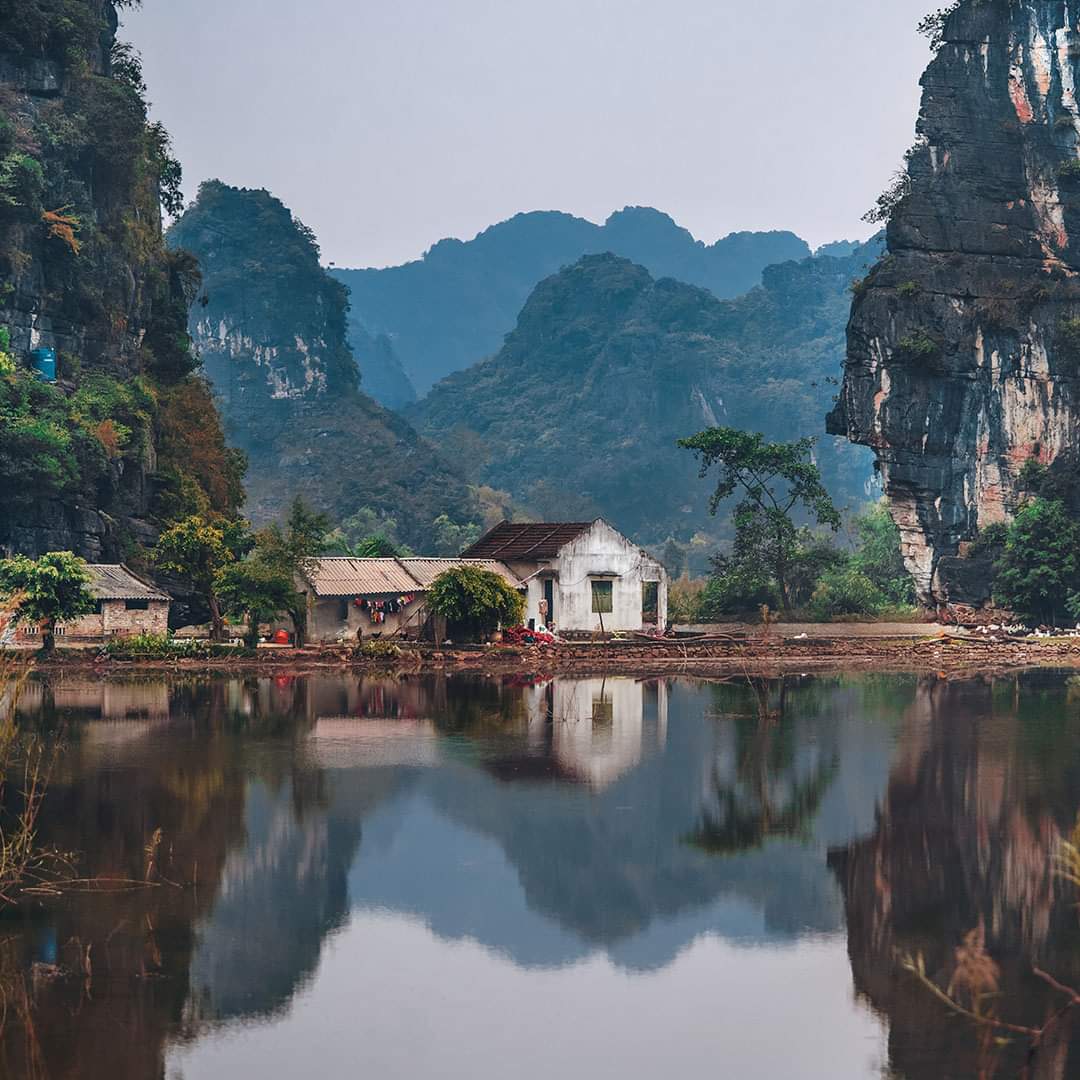 CheapiFlyFares's tweet image. A land of staggering natural beauty and cultural complexities, of dynamic megacities and hill-tribe villages, Vietnam is both exotic and compelling.

Fly to vietnam from only $608* 👉secl-au-checkout.azurewebsites.net

We searched 12 - 26 March 2020. Advertised airfare's with @Qantas.