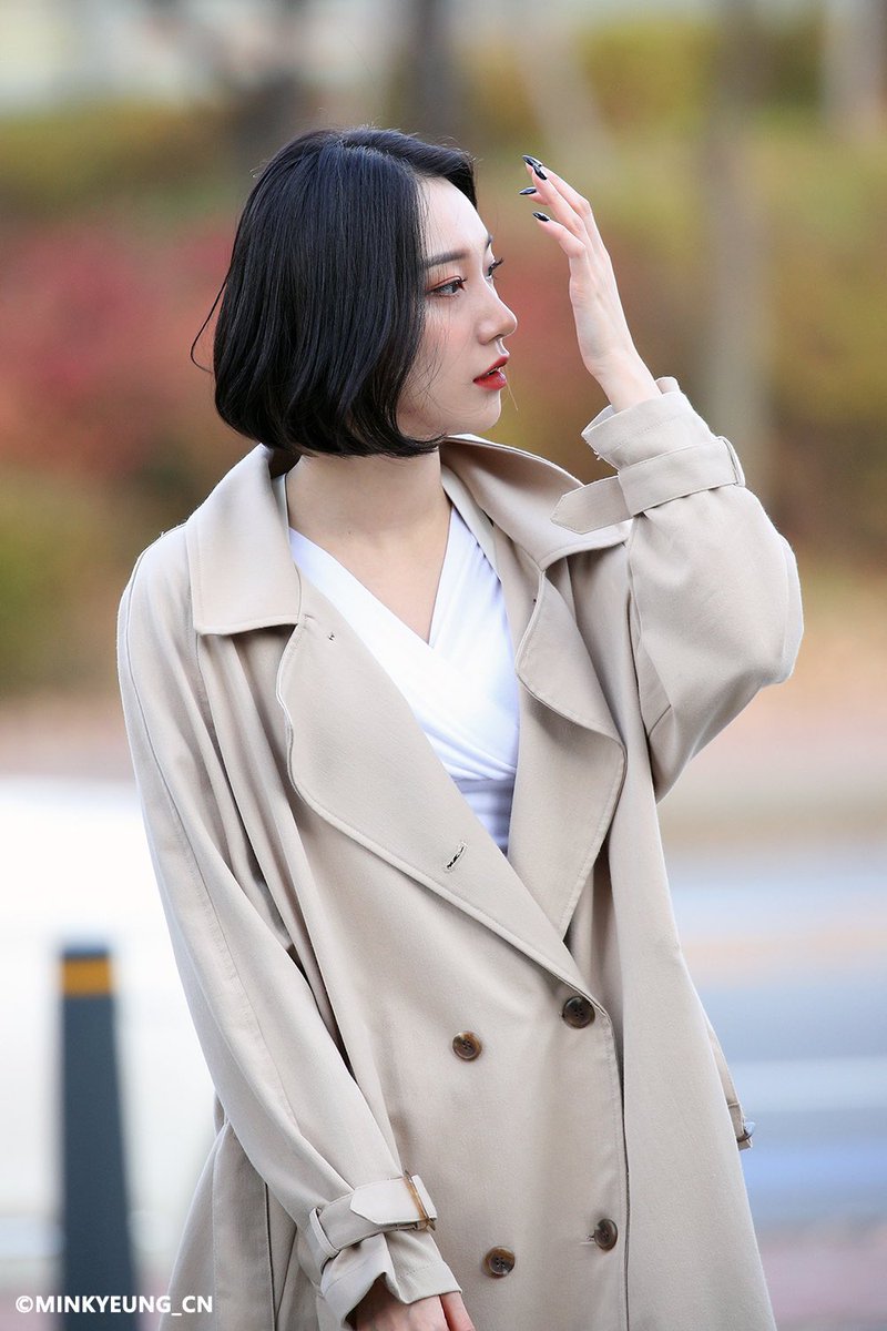KimRoa_cn's tweet photo. 191105 미니팬미팅 

#민경 #희나피아 #HINAPIA https://t.co/Z5GrTKyCA0