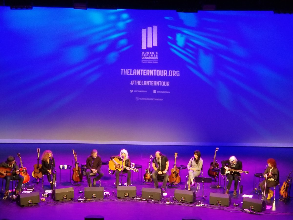 @WarnerTheater 
Jackson Browne
Emmylou Harris
Steve Earle
Patty Griffin...

Oh, my. 
#thelanterntour