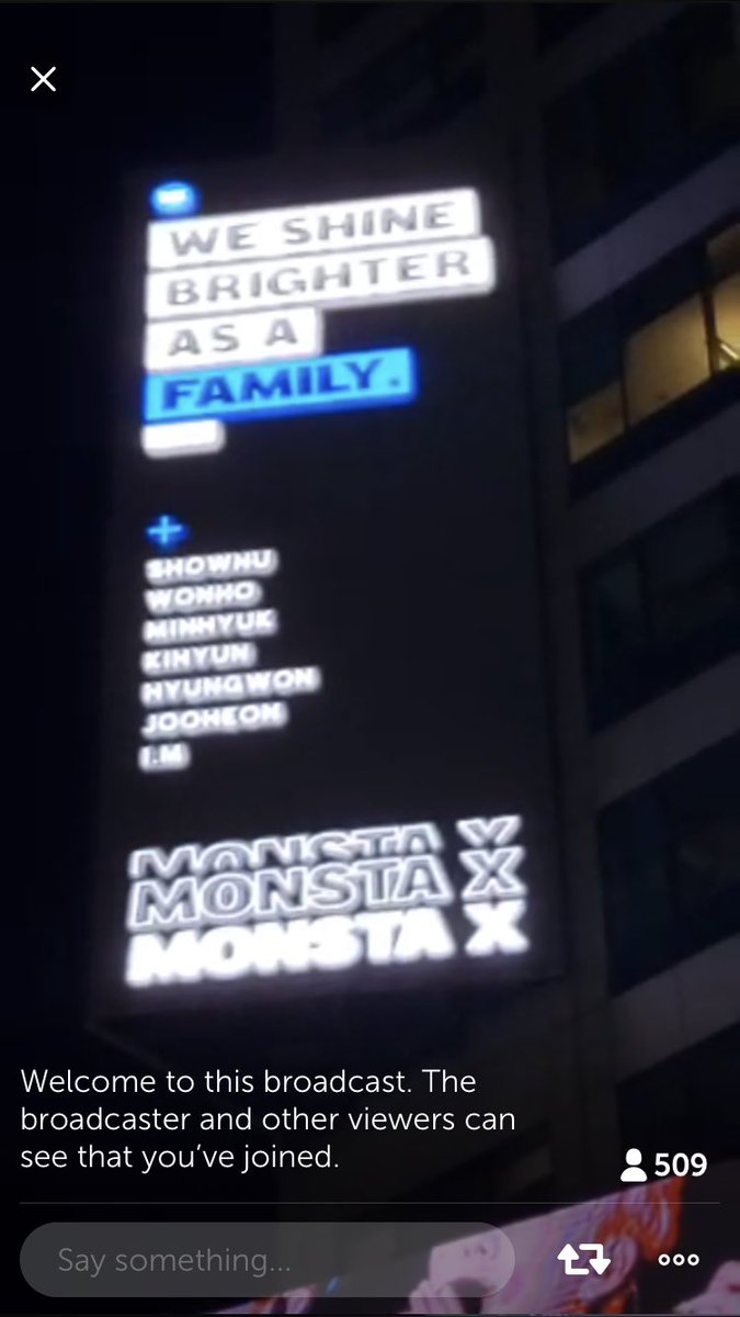 lckloops's tweet photo. “we shine brighter as a family”

here’s the times square ad. my heart is aching but maybe this will give some of you hope. i hope that mx see this and see that we’re going to keep fighting until they’re together again

#MakeHistoryForWonho
#몬스타엑스_아프지말자
@OfficialMonstaX https://t.co/bbjlX1s4HA