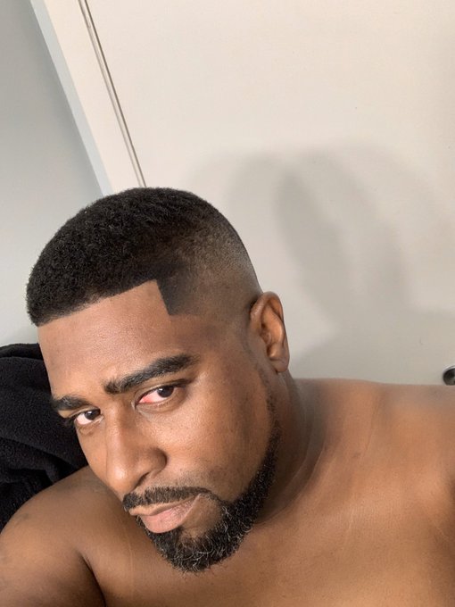 Booking now for paid and trade bookings for Jan 20-27 in Vegas. GB GGB BBG. Also if you need a certified<a href="/tag/mvsales"class="tags"><span>#mvsales</span></a><a href="/tag/mvboys"class="tags"><span>#mvboys</span></a>