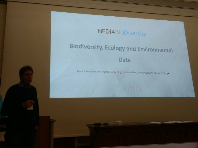 tigroumaniac's tweet photo. @NFDI4BioDiv's speaker, Prof. Frank Oliver Glöckner gives an update on our proposed #nfdi consortium at #GFBio19.
@GFBio_Project @dfg_public https://t.co/LSNlvuCa7u