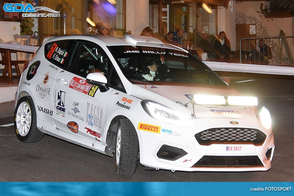 gda_comm's tweet photo. Il giovane Daprà all'esordio nel Raceday - #FordFiestaR2 #GDACommunication #RacedayRallyTerra #RallyDelleMarche #RobertoDapra - https://t.co/SZxGWJhMpy https://t.co/tvamxpWQOD
