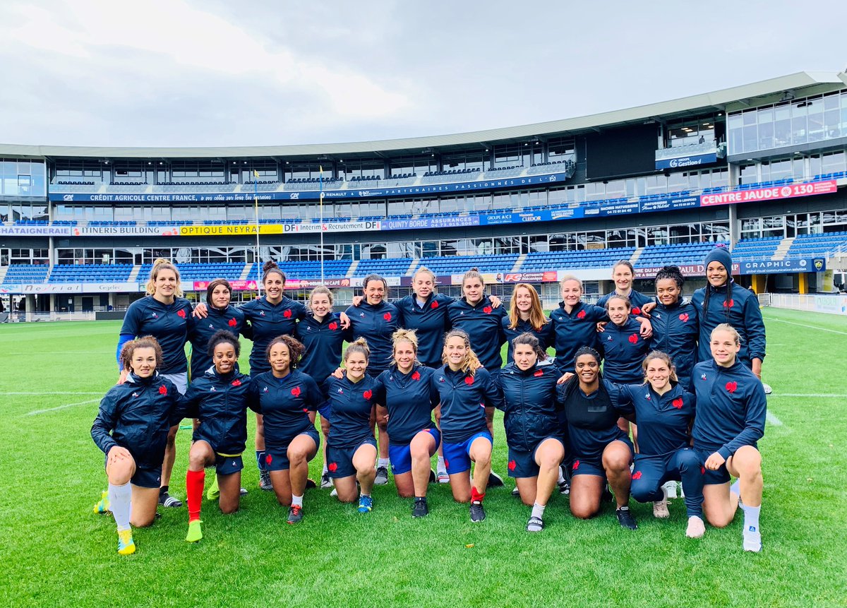 ASMOfficiel's tweet photo. ▶️ CE MATIN, LES FILLES DE L’ÉQUIPE DE FRANCE S’ENTRAINAIENT AU MICHELIN ! 🏈 @FranceRugby 

A noter que les Bleues s’entraîneront à Romagnat (stade Michel-Brun) pour une séance ouverte au public, ce mercredi 6 novembre, de 17 à 18 heures.

https://t.co/DPO44bN6lv https://t.co/1MYd0xPiPc