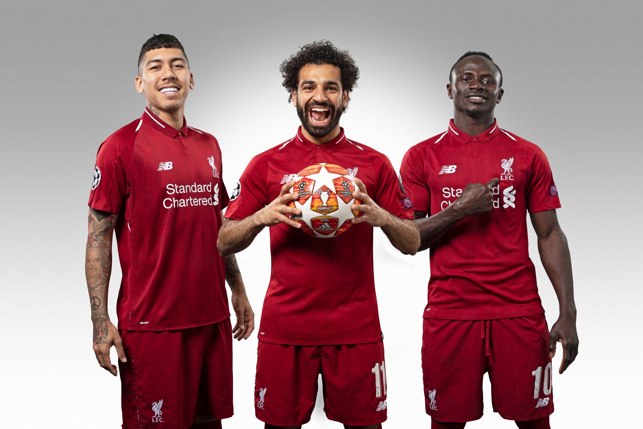 リバプールfcラボ على تويتر お題 クラブワールドカップ Cwc とカラバオカップの日程が被り2チーム作ることになったリバプール Cwcのスリートップはお馴染みの3人 カラバオカップの急造スリートップは リバプール大喜利 T Co 5nd6aufjhk تويتر