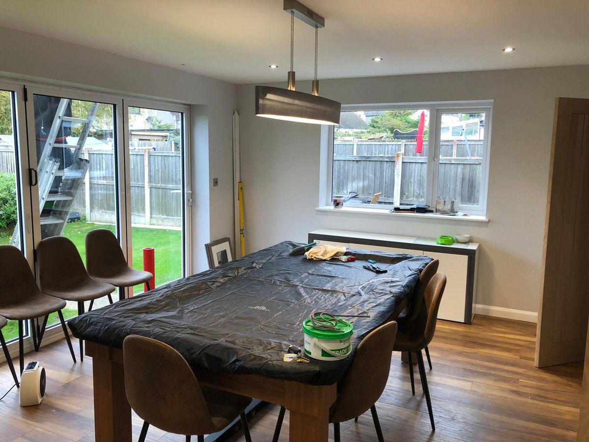 Mel Owen Electrical tweet media