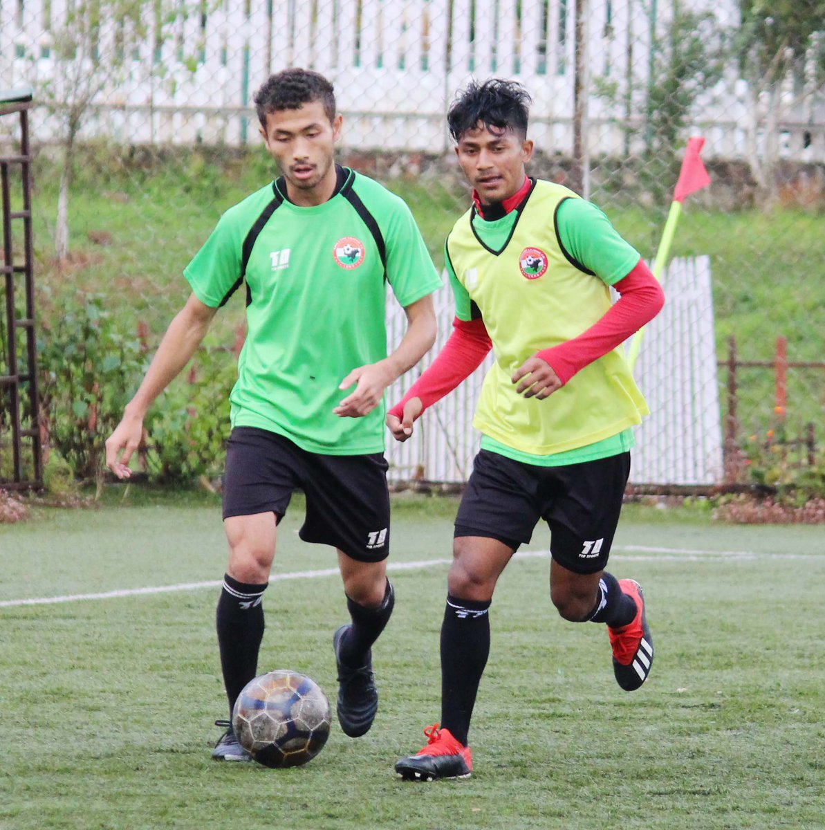 lajongfc's tweet photo. Working hard for the next match against Langsning FC on Friday.
Here are some training images!!
#SPL2019 #Lajong 👊🏻 https://t.co/f7gajng0l9