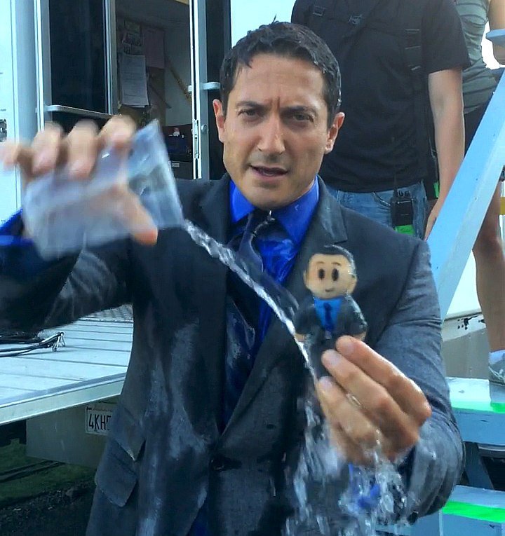#SashaRoiz