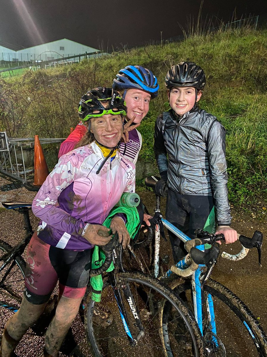 Some good mud practice for <a href="/crawleywheelers/">Crawley Wheelers</a> <a href="/NatCXTrophy/">HSBC UK | Cyclo-Cross National Trophy</a> last night! Thanks to <a href="/welwynwheelers/">Welwyn Wheelers</a> and the coaches, we’ll bring the mud you lent Florence back next week