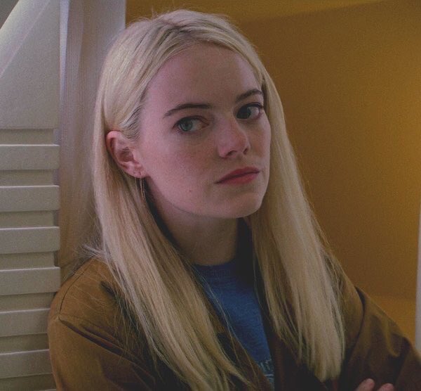 Happy birthday to THE emma stone 