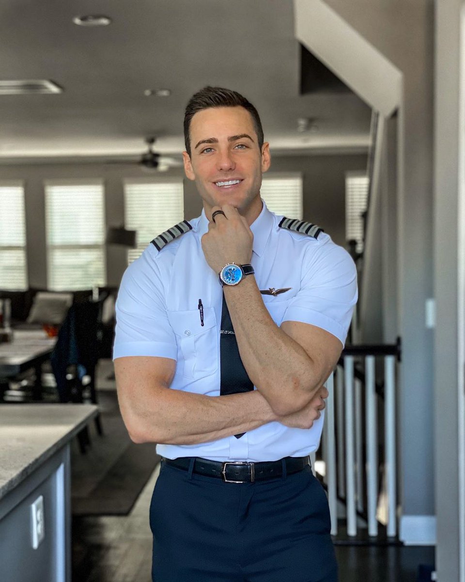 FlywithCaptain's tweet image. 