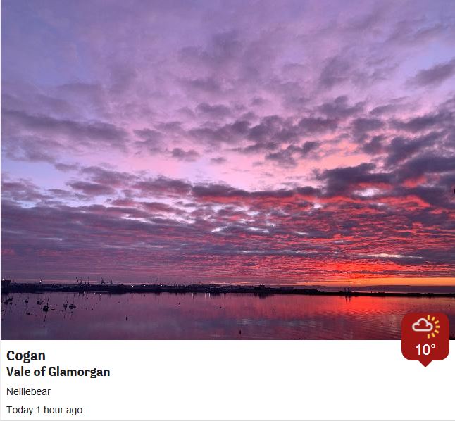SabrinaJayneLee's tweet photo. Thanks to our @BBCWthrWatchers for sending in these lovely sunrise photos #Wales https://t.co/2S4b8RidFs
