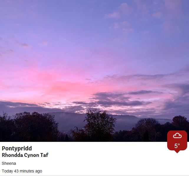 SabrinaJayneLee's tweet photo. Thanks to our @BBCWthrWatchers for sending in these lovely sunrise photos #Wales https://t.co/2S4b8RidFs