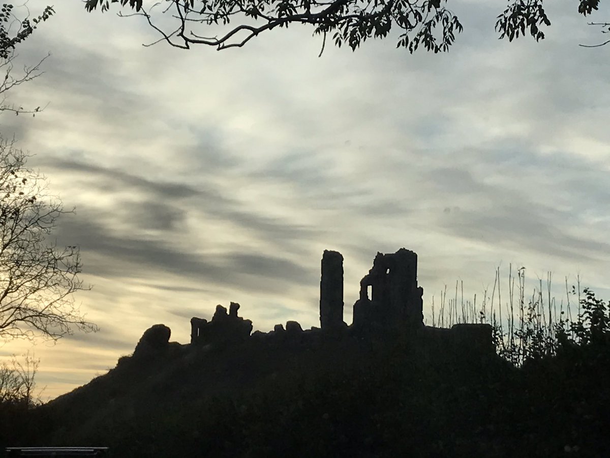 NumptyTone's tweet image. Early morning office view!!