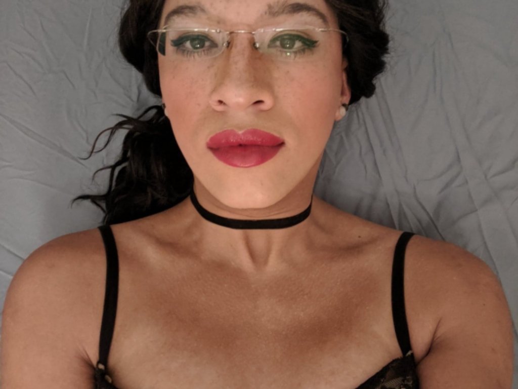 I'm online right now on Skyprivate - pay-per-minute system for Skype live shows. Call me right now in private here: https://t.co/3cLz0uNK5m https://t.co/gA0f3VljcQ https://t.co/ZxelCvTiJg