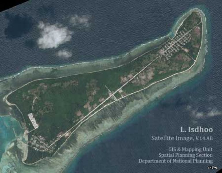 IsdhooI's tweet photo. Isdhoo or Isdū (according to the Admiralty charts) (Dhivehi: އިސްދޫ) is one of the inhabited islands of Haddhunmathi Atoll, administrative code Laamu part of Maldives in the Indian Ocean. https://t.co/BNl16C9qOD