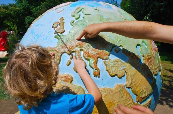 Leeds_Learning's tweet photo. Did you know that tomorrow - Thurs 7th November - is Outdoor Classroom Day? Check it out to see how your school could get involved. We'd love to hear your plans! https://t.co/kgEjviPikL @OutdoorClassDay #LeedsforLearning @Child_Leeds @Leeds0_19Team https://t.co/ddrkygBVbp
