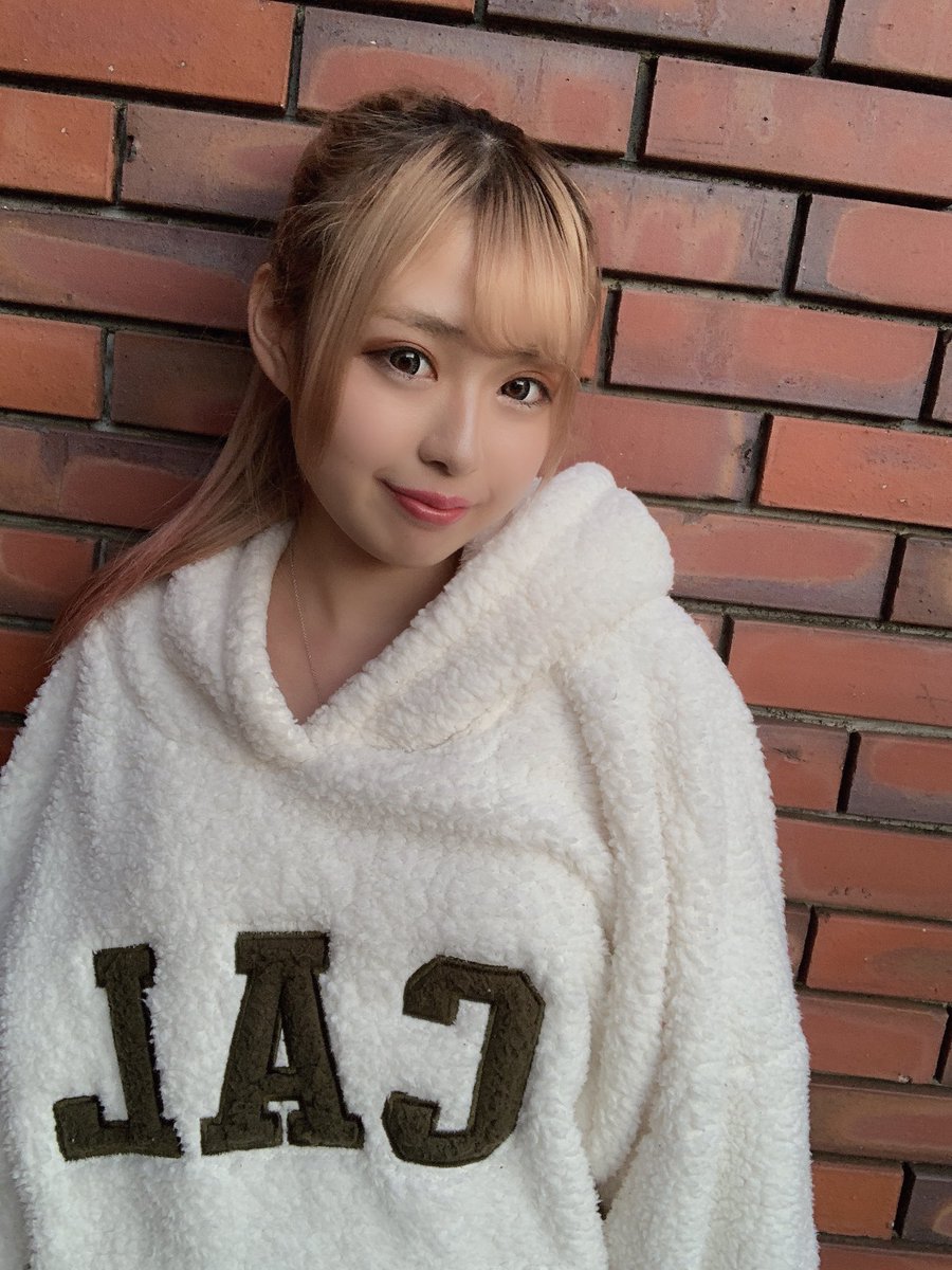 yuzuha_amemiya's tweet photo. EGOISTの展示会に行ってきました♡
久々eggの先輩方にも会えてテンアゲ！ https://t.co/xwBNXlTsK4