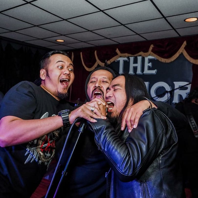SuperMusic_ID's tweet photo. Perjalanan @burgerkill keliling Amerika Serikat lewat Supermusic Superinvasion - Burgerkill Adamantine American Tour 2019, selesai! Cek buat lihat keseruan mereka saat berada di Baltimore, Kingston, dan Brooklyn di sini!
#SUPERMUSIC #SUPERINVASION #Burgerkill #AdamantineUSATour https://t.co/yYUIss8QsS