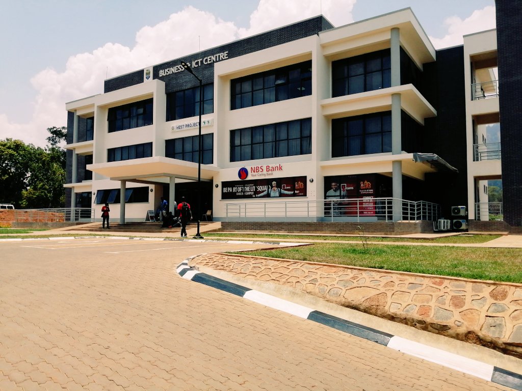 Santaah92's tweet photo. Chanco is more beautiful than the rest of Zomba combined.
Photos I took during the course of my work today😍 https://t.co/Kz7sQE2Iet