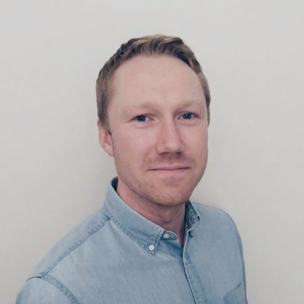 PioneersPost's tweet photo. Peer networks built at #socent support programmes can be the most valuable form of support, say @YearHere's @jamesmteasdale and @EsmeeFairbairn's @benpfsmith.

So how can we encourage more of them? https://t.co/HJMTjJBDS0 #SCC20th @SocComCap https://t.co/aOJ7K8HjmF