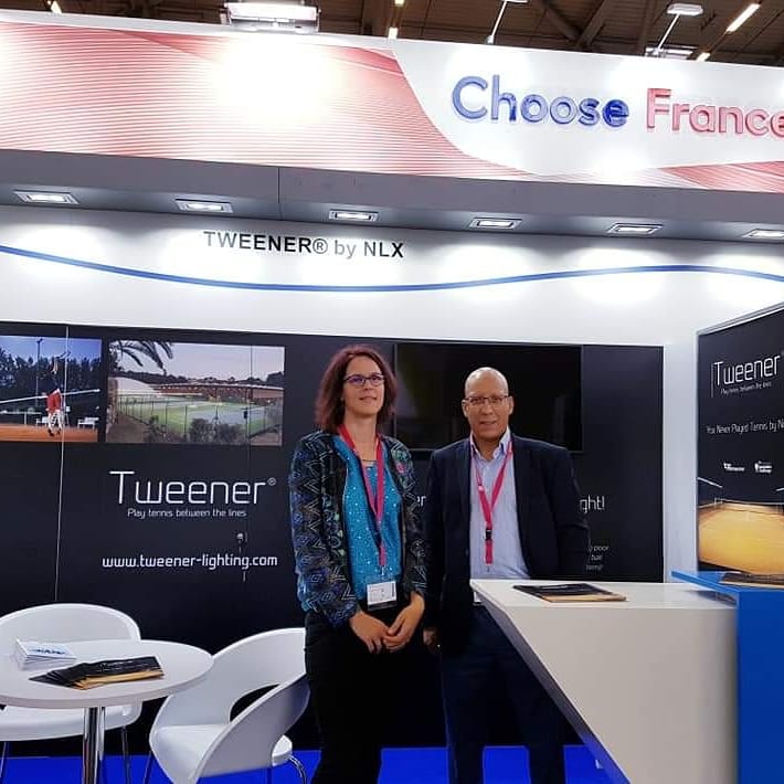 #fsb L'équipe Tweener est présente au salon international des installations sportives jusqu'à vendredi. RDV dans le hall 9, stand B68, en partenariat avec @BF_Exportsport 
#sportlighting #tennis #tweenerbynlx #frenchsport #frenchsporttech