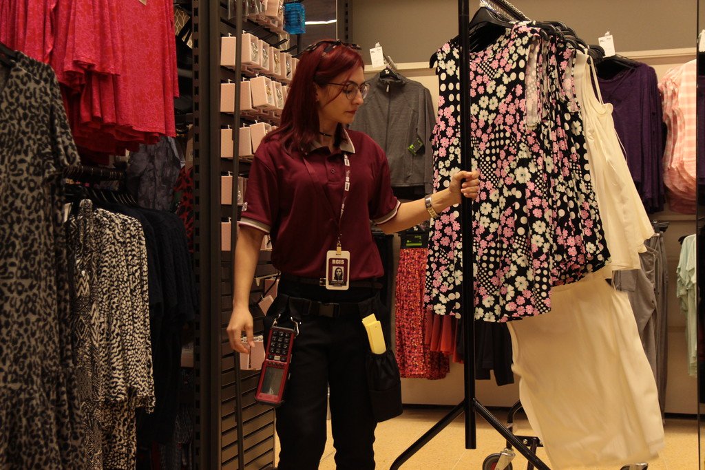 RGIS_UK's tweet image. RGIS offer the experienced resources to take the pain out of that move or new store setup. #rgis #teamrgis #storeconversion #overnightinstallation #preparingmerchandise #storedevelopment #resources #setup #newstore rgis.co.uk/case-studies/g…