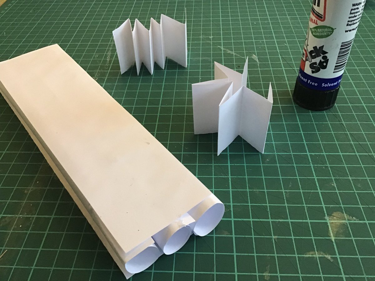 activeducator's tweet image. #ThisisEngineering 

Students at @DentSchool piloting new @Dendrite_me paper and cardboard engineering project buildtotheline.com 

Exploring strength and reinforcement using folded beams, girders, 3D sections, ply surfaces and more