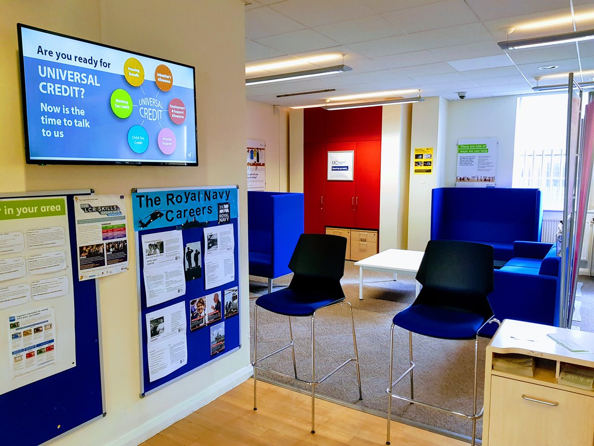 PeteJamiesonDWP's tweet image. To ensure that we have quiet areas in of our #Merseyside jobcentres we have taken the time to plan the layout and environment so that our customers experiencing stress and anxiety have a safe place to talk with our Work Coaches and providers #NationalStressAwarenessDay